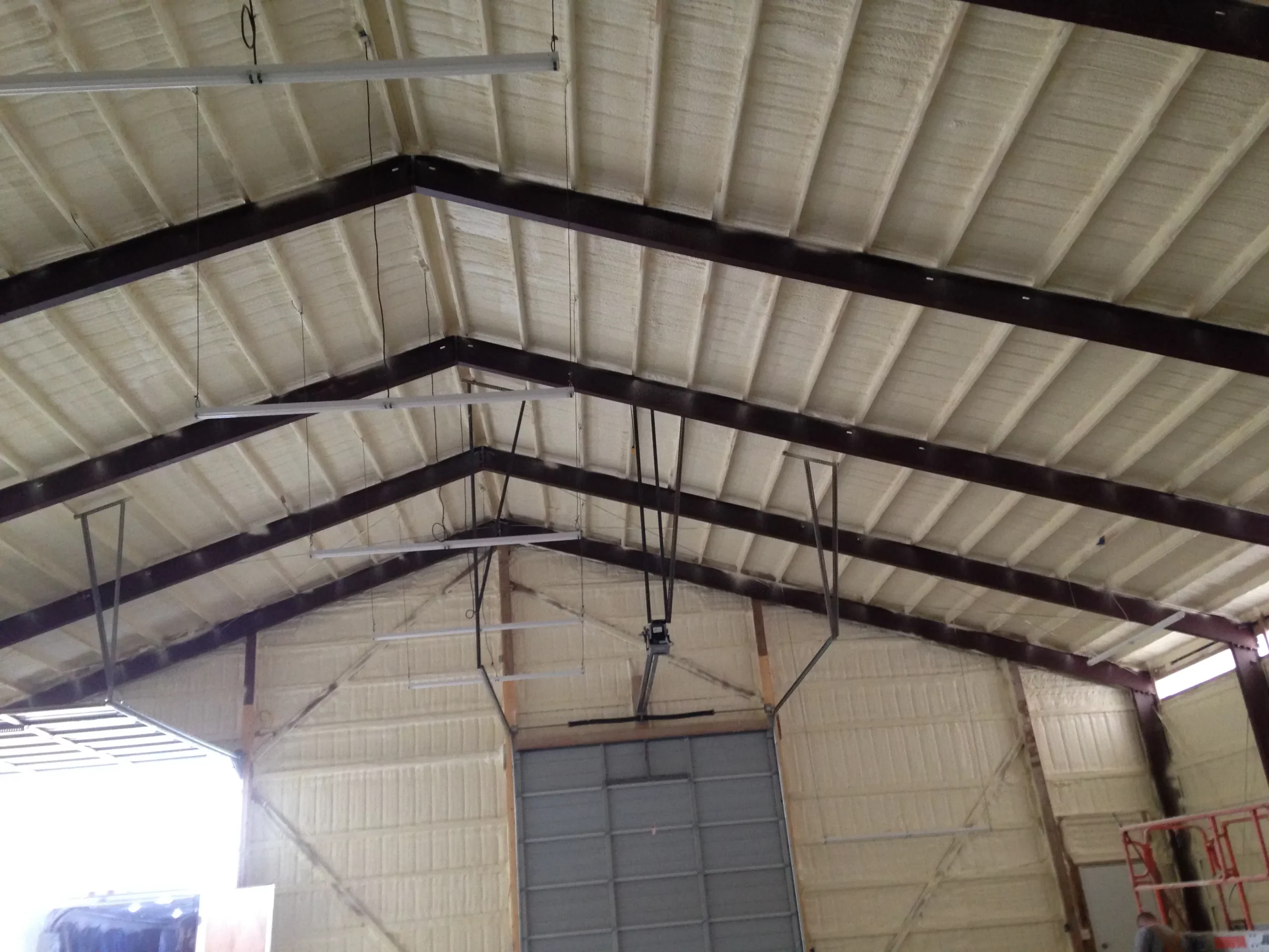 Superior Metal Building Spray Foam Insulation Solutions